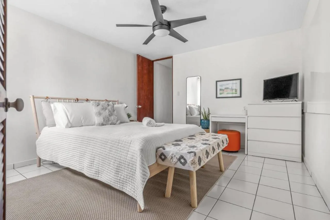 サンジョアン2 Bed, 2 Bath Condado Beach Apt With Parking Aptsアパートメント アパート サンジョアン